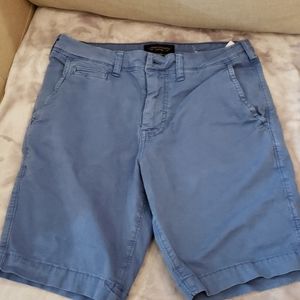 Mens blue khaki shorts size 28